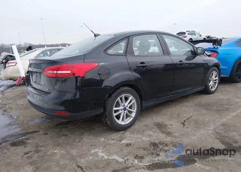 2018 Ford Focus Se z USA, uszkodzony, nr VIN 1FADP3F21JL212791